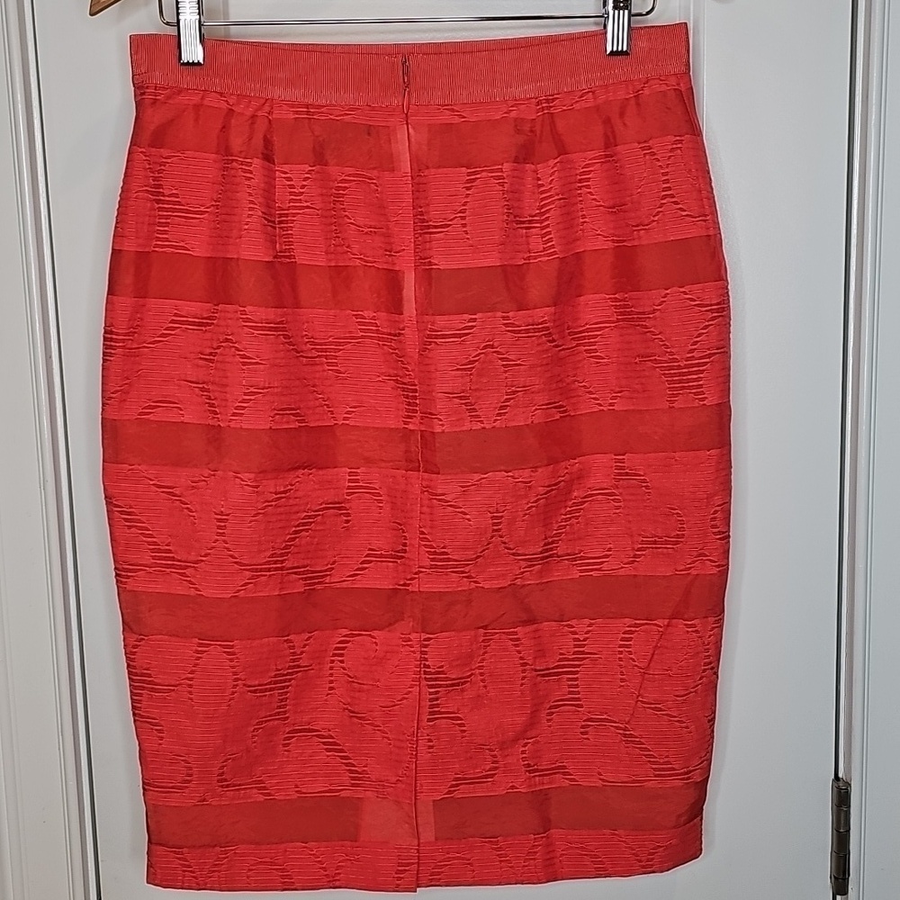 Ann Taylor Coral Fully Lined Skirt - Size 8 - Picture 4 of 7